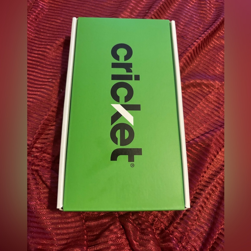Motorola Moto Razr 2023 5G 128GB Cricket Wireless